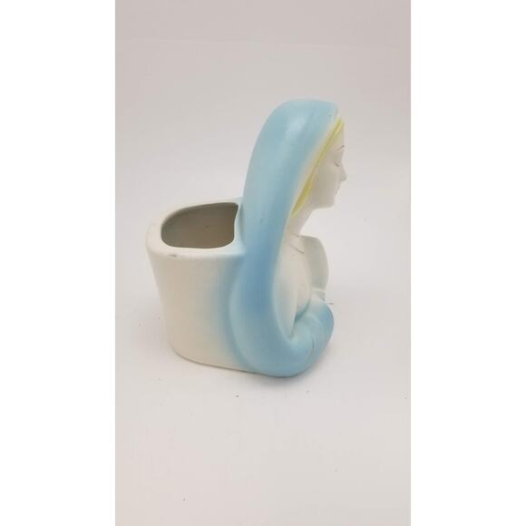 Vintage Madonna Praying Planter, Virgin Mary Religious Vase, Ceramic - Picture 7 of 7